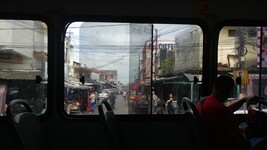 02-mercado-4-from-bus-thumb.jpg