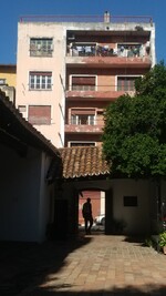 17-flats-from-courtyard-thumb.jpg