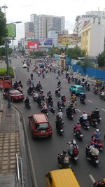 01-saigon-traffic-1-thumb.jpg